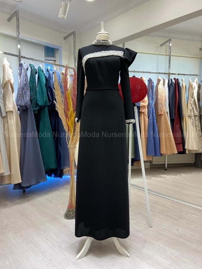 inci işleme Siyah Krep Abiye