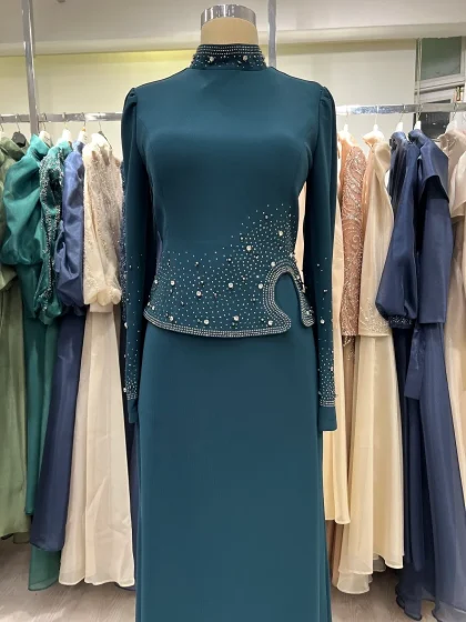 petrol yeşili tesettür abie